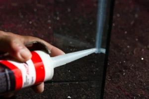 بوی بد چسب آکواریوم