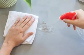پاک کردن چسب