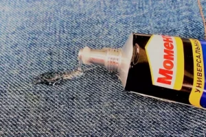 پاک کردن انواع چسب از روی لباس